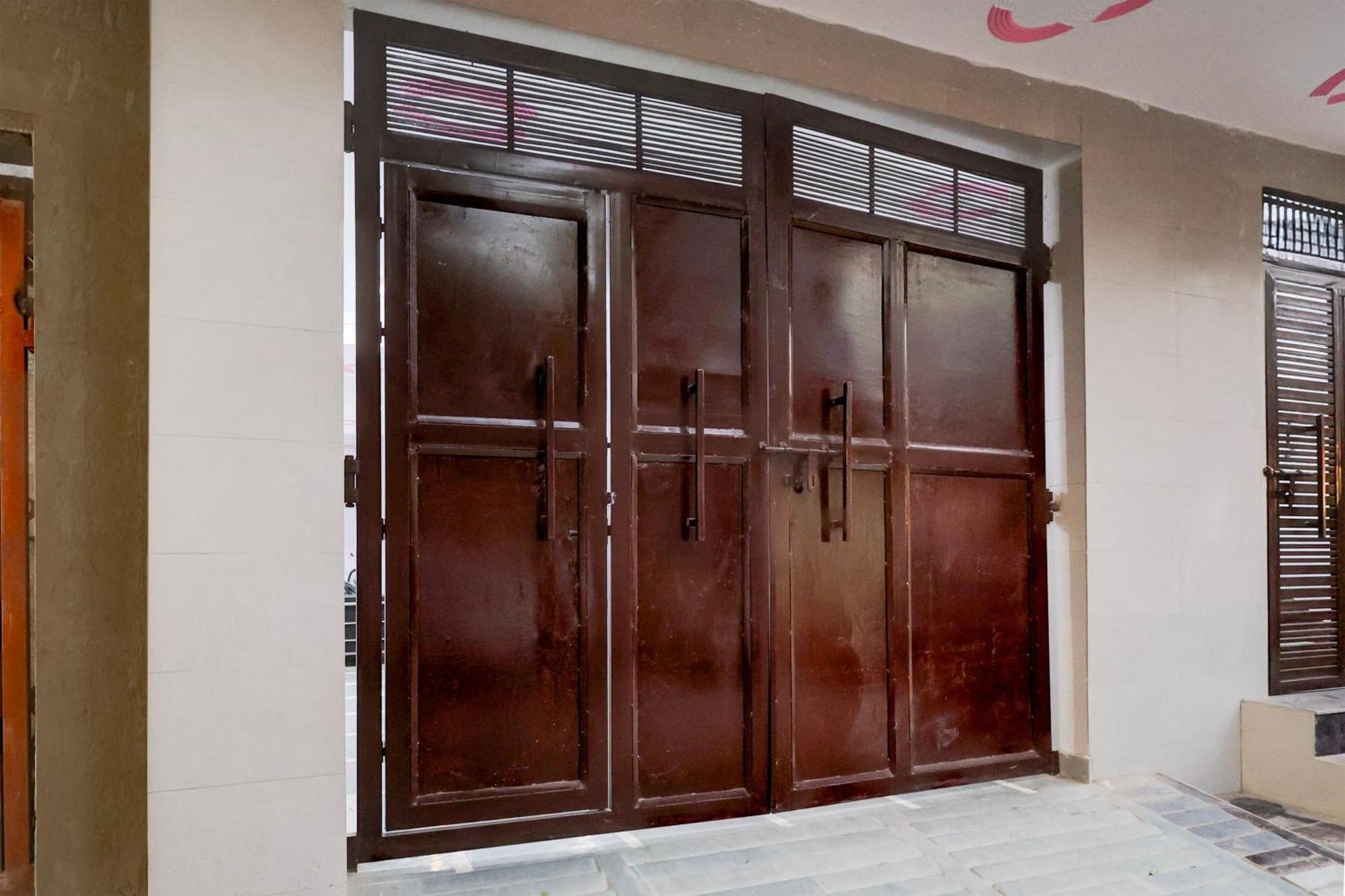 Hotel The Arrow Near Paschim Vihar Deli Exterior foto